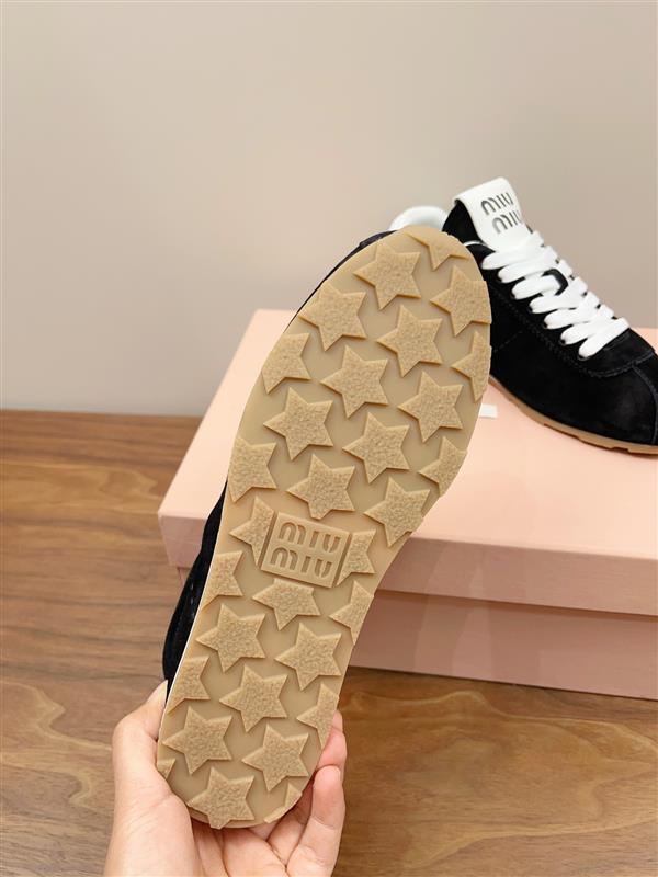 20243518433889 22035